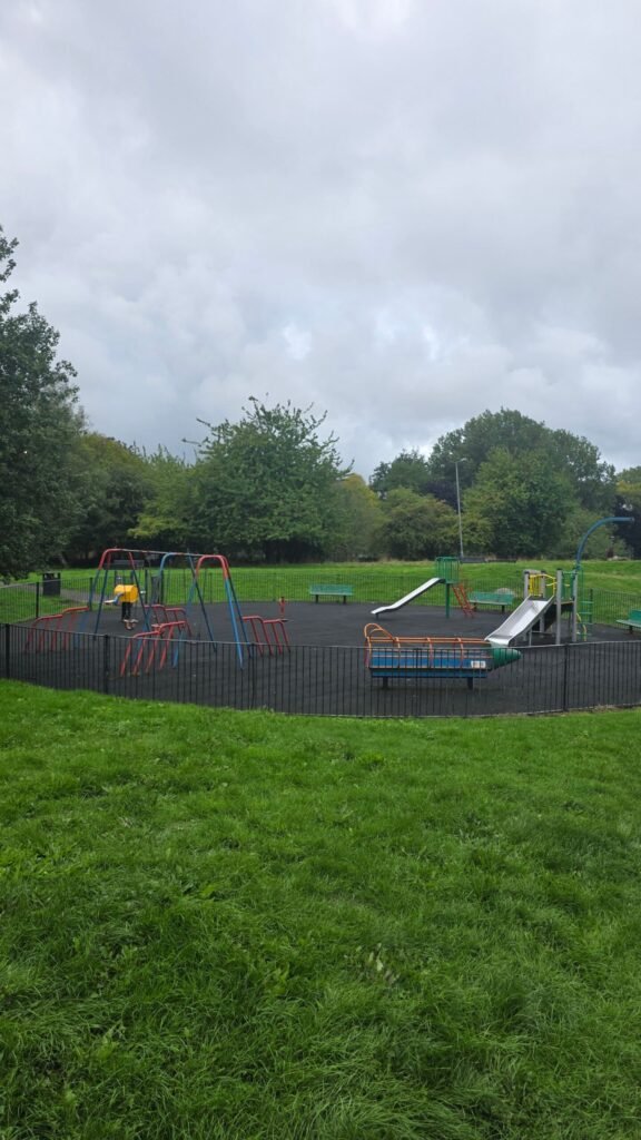 Crown Street Park playground, Liverpool (photo 8) Crown Street Park playground, Liverpool (photo 8)