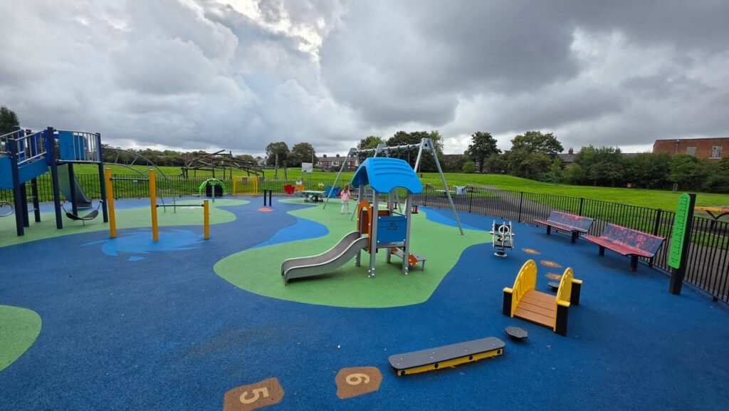 Doric Park playground, Liverpool (photo 9) Doric Park playground, Liverpool (photo 9)