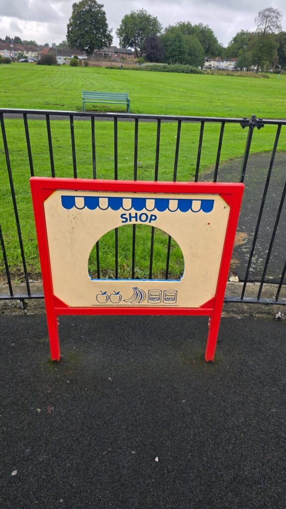 Dovecot Park playground, Liverpool (photo 10) Dovecot Park playground, Liverpool (photo 10)