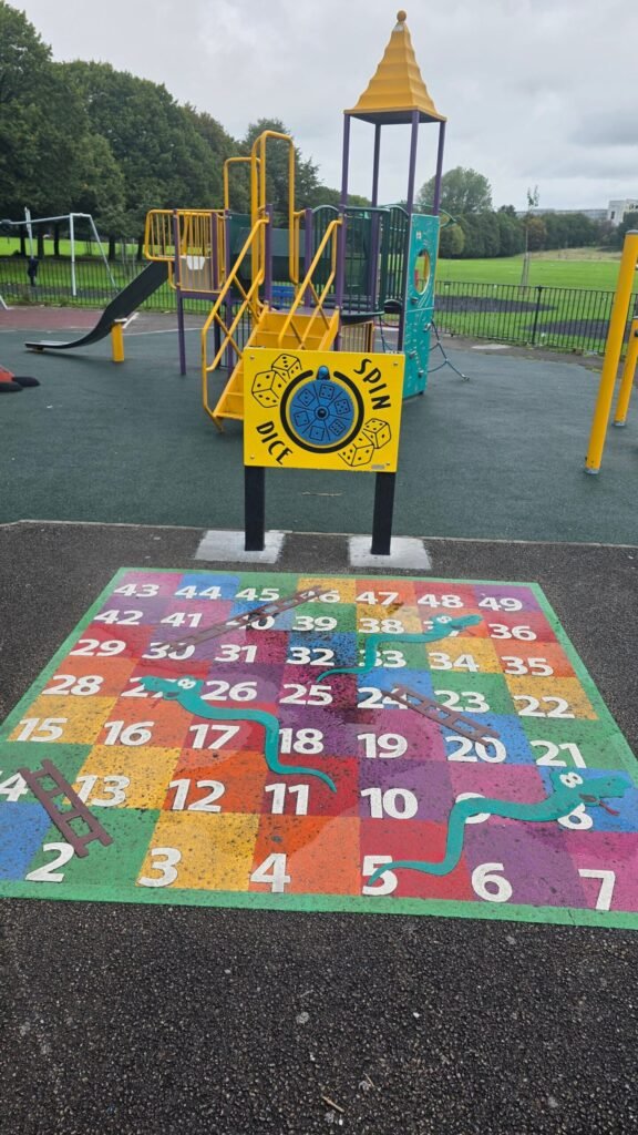 Wavertree Botanic Gardens playground, Liverpool (photo 10) Wavertree Botanic Gardens playground, Liverpool (photo 10)