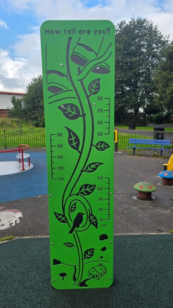 Wavertree Botanic Gardens playground, Liverpool (photo 18) Wavertree Botanic Gardens playground, Liverpool (photo 18)