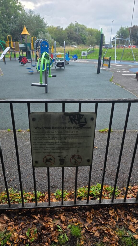 Wavertree Botanic Gardens playground, Liverpool (photo 19) Wavertree Botanic Gardens playground, Liverpool (photo 19)