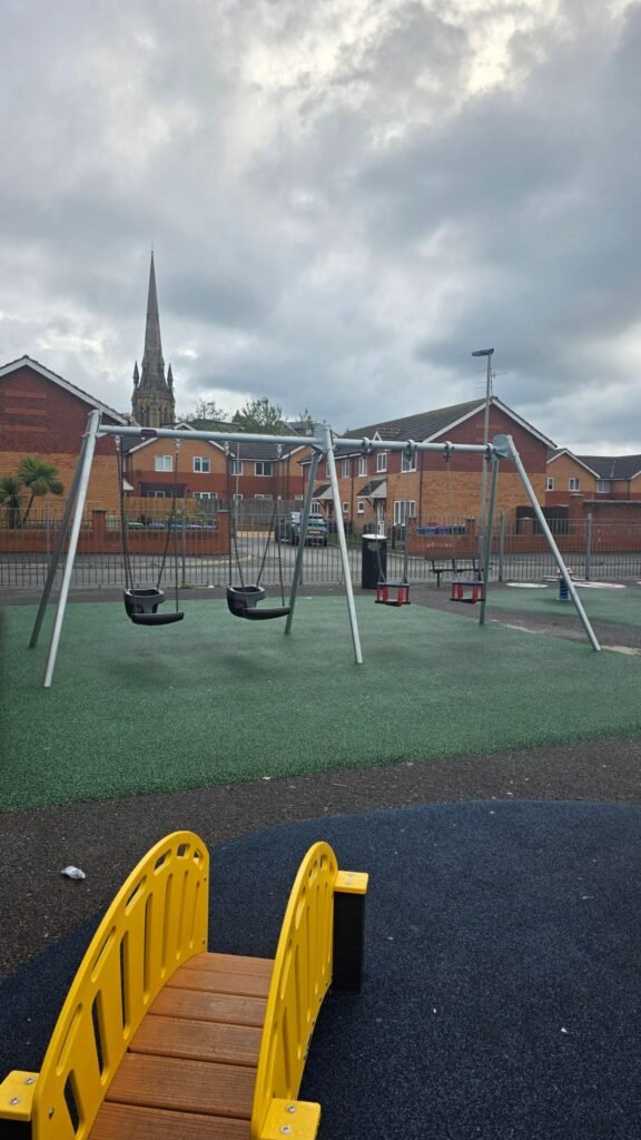 Upper Hill Playground, Liverpool (photo 7) Upper Hill Playground, Liverpool (photo 7)
